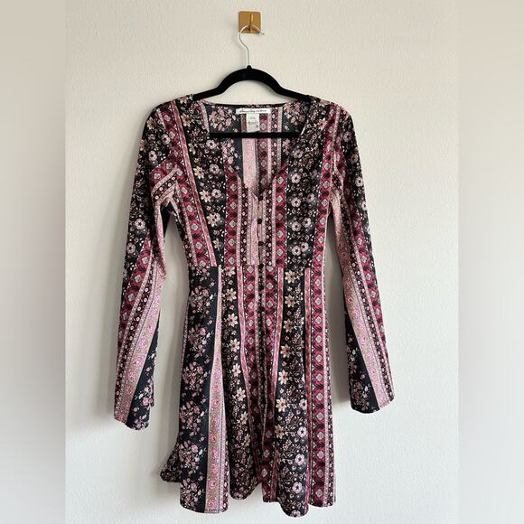 American Rag Cie Fit & Flare Dress | Hippie Boho Bell Sleeve Mini Dress | Size S - Picture 1 of 8